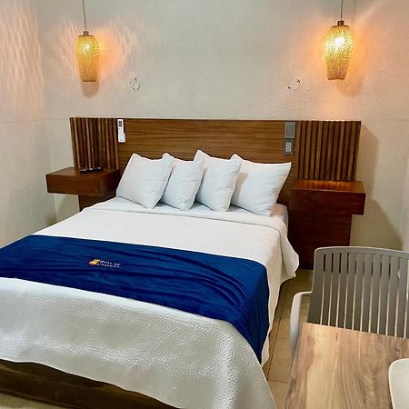 Hotel Real De Castilla Nuovo 瓜达拉哈拉 外观 照片