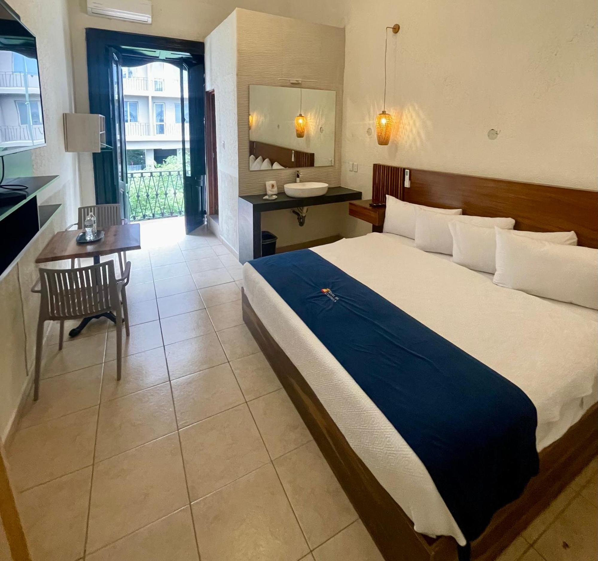 Hotel Real De Castilla Nuovo 瓜达拉哈拉 外观 照片